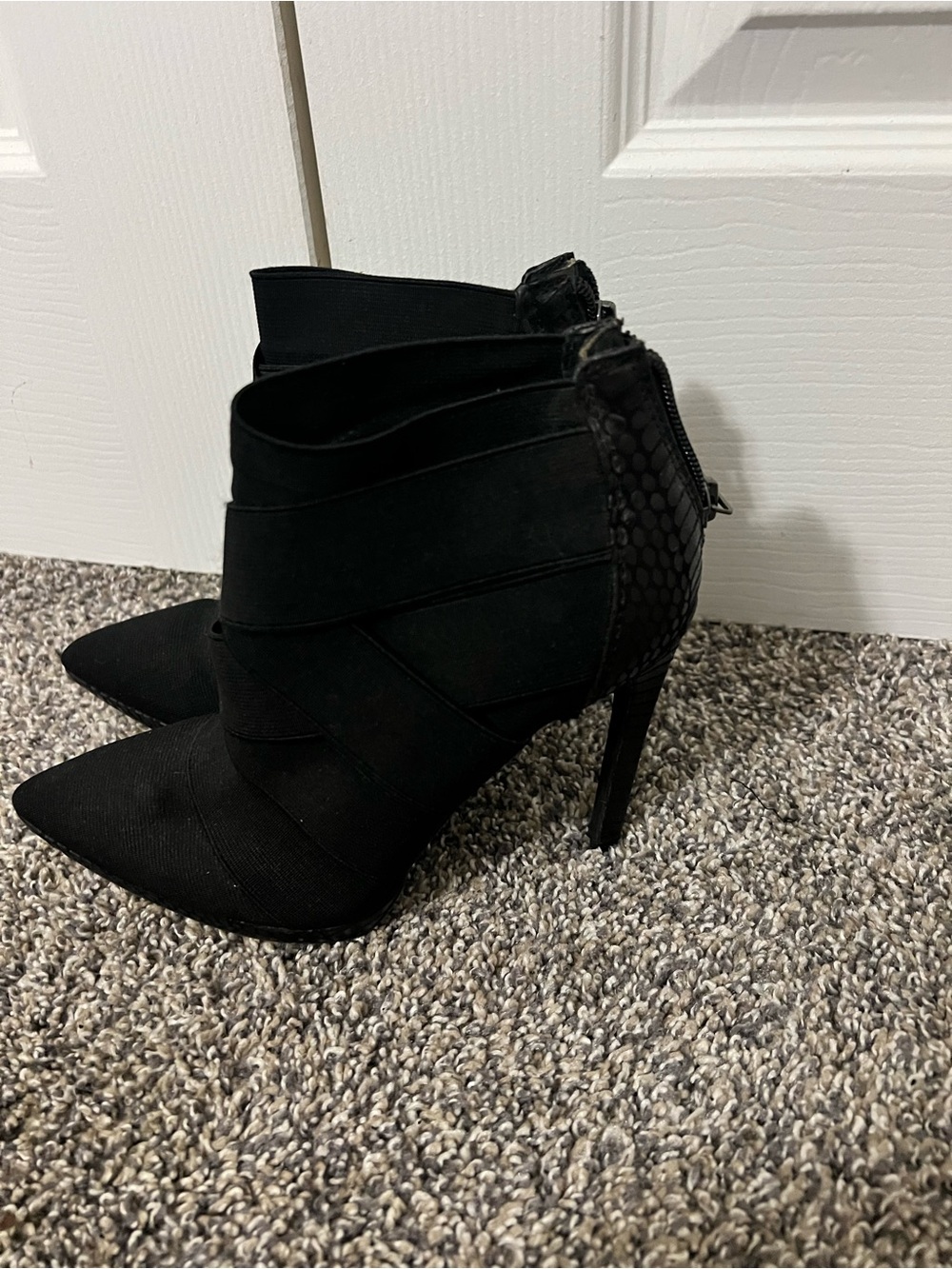 Jessica Simpson Black Pointed Stiletto Ankle Booties